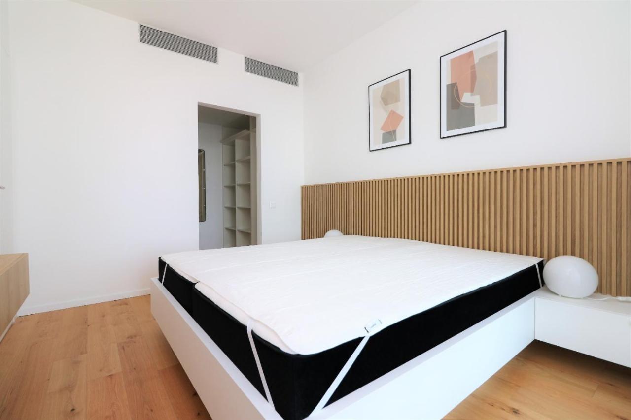 Sky Park New 1-Bedroom Apartment Bratislava Exterior photo